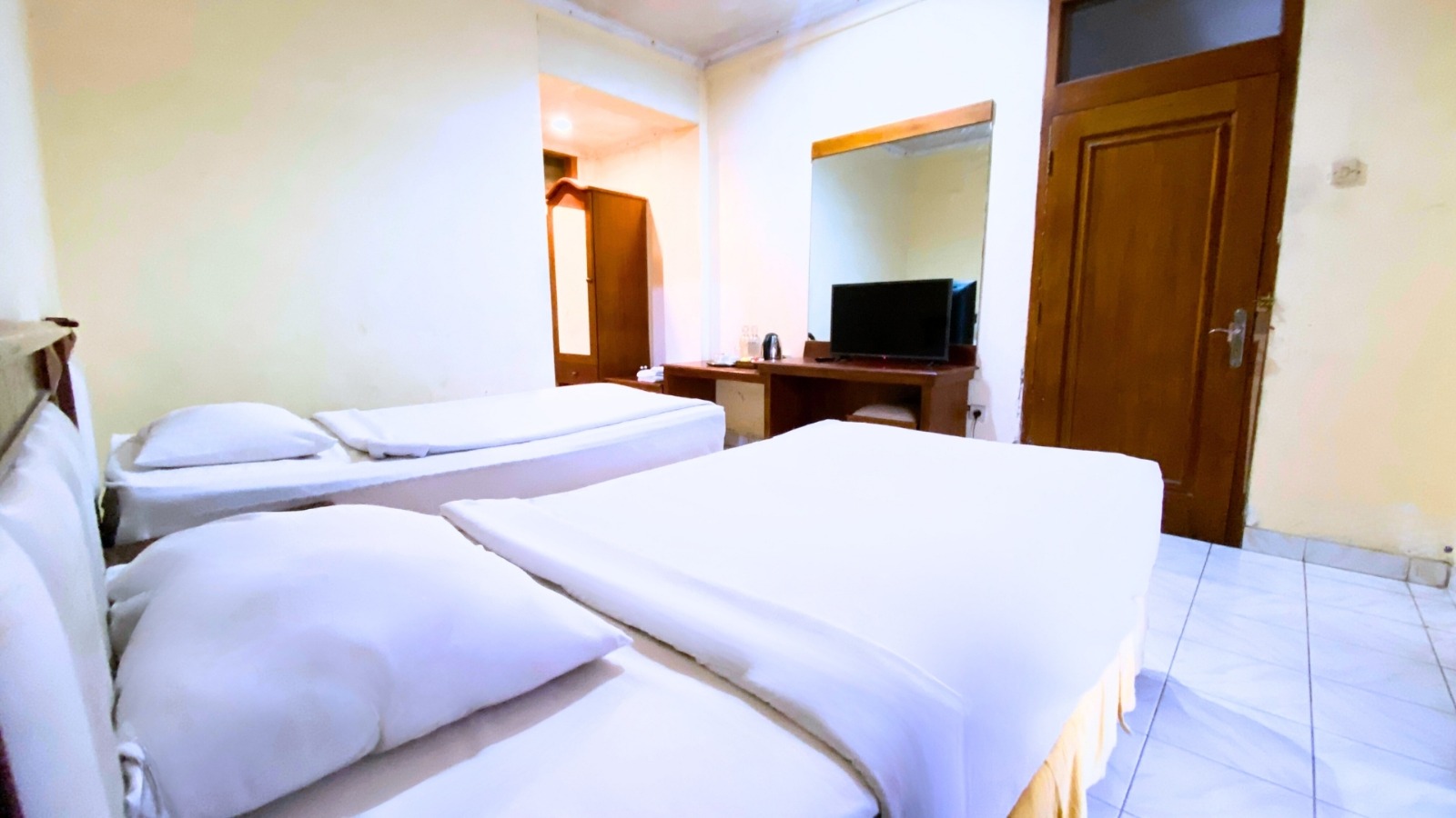 hotel di wisata guci tegal jawa tengah