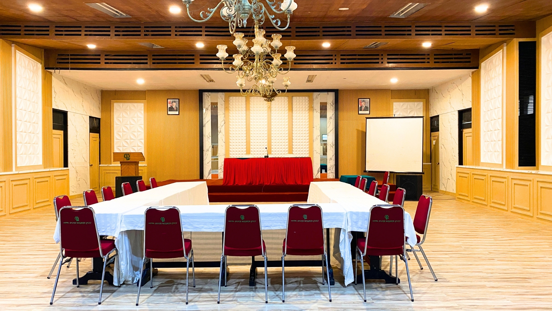 sewa ruang meeting tegal