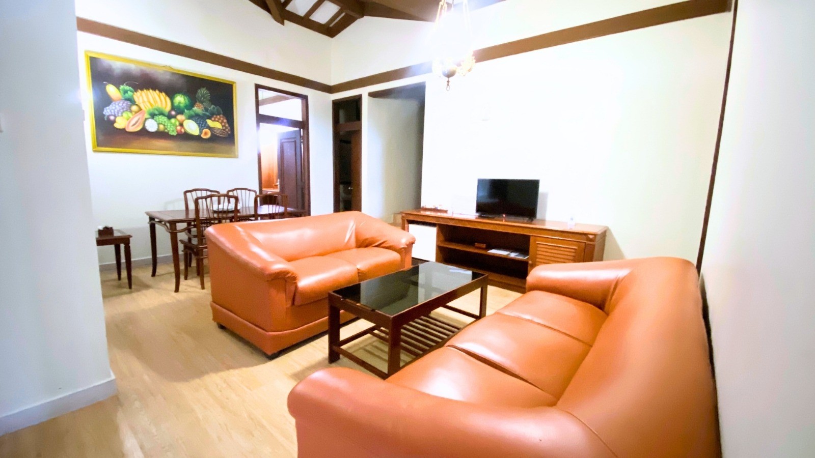 Hotel murah guci