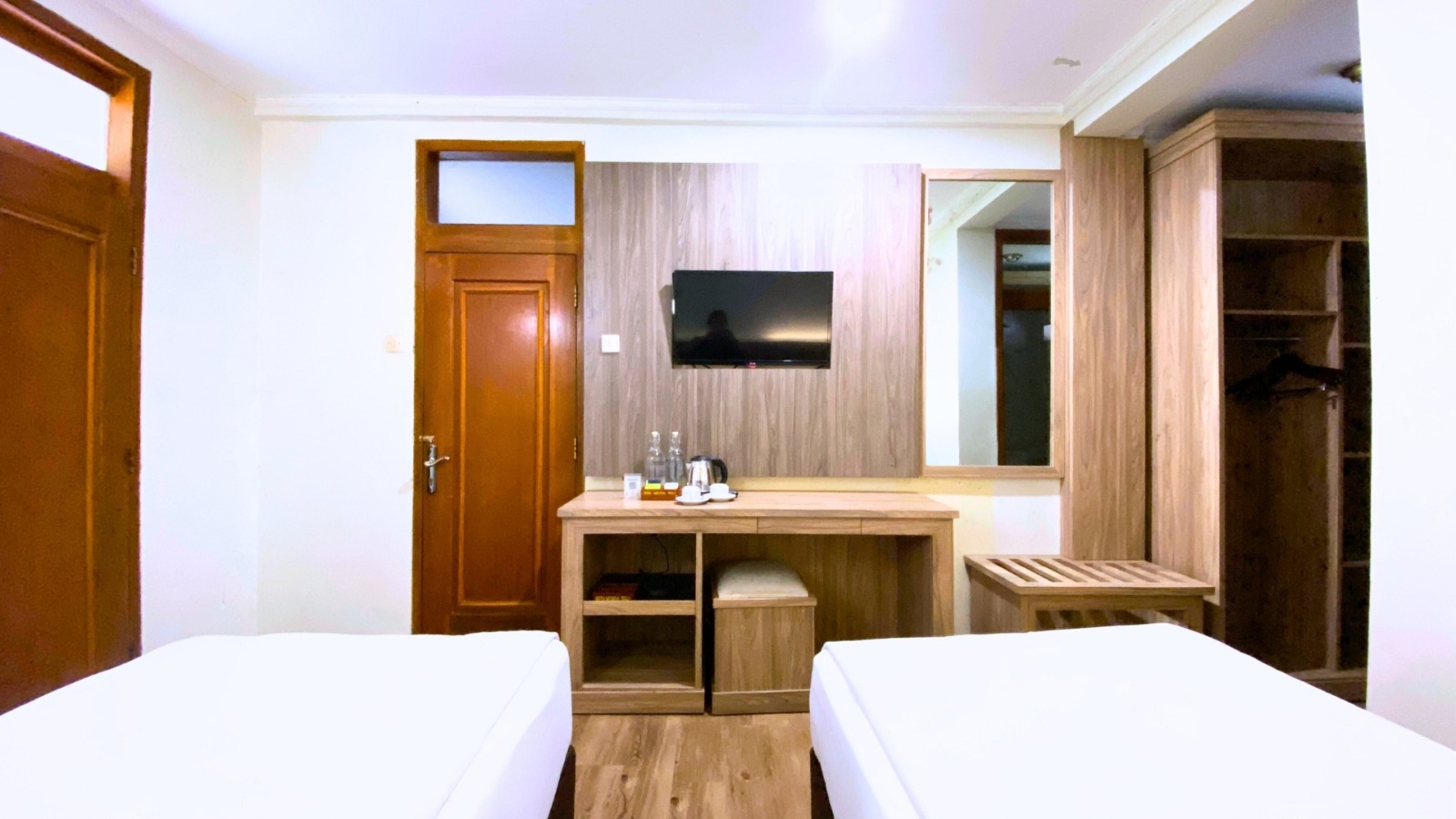 losmen murah di guci tegal