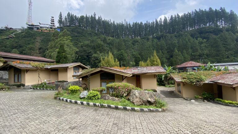 Hotel Terbaik di Guci Tegal