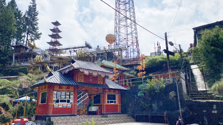 Hotel Dekat Wisata Guci