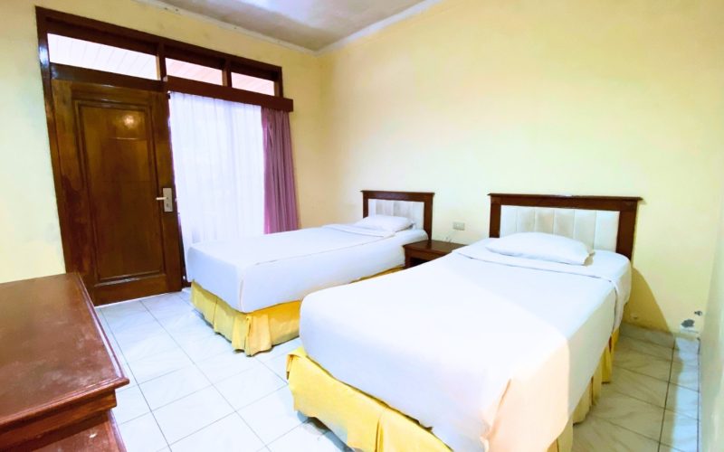 hotel murah di guci tegal jateng